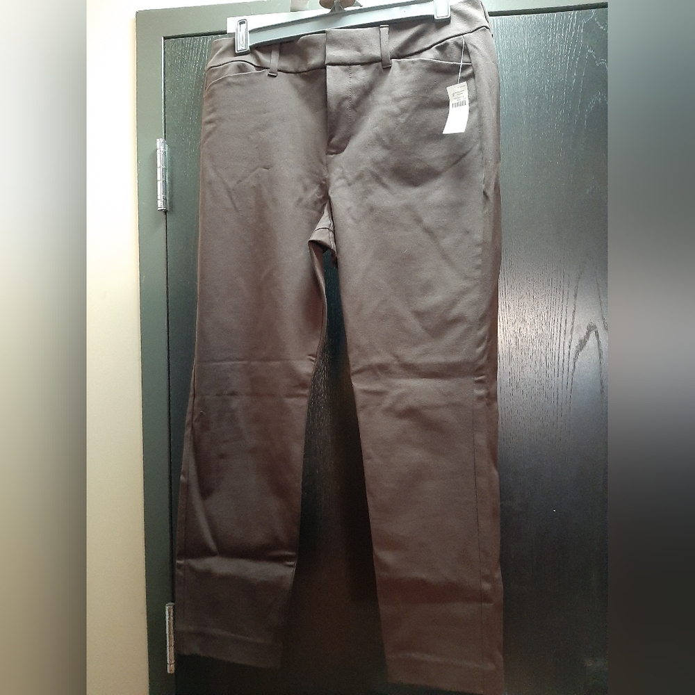Old Navy chocolate brown pixie pants 10 petite